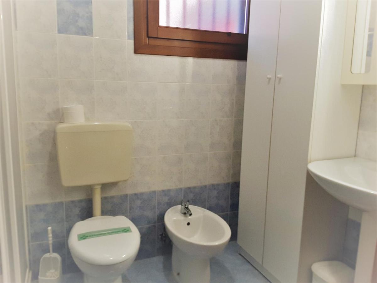 Iris 20 In Posizione Strategica, Indipendente, All'Interno Del Villaggio Dei Fiori カオルレ エクステリア 写真